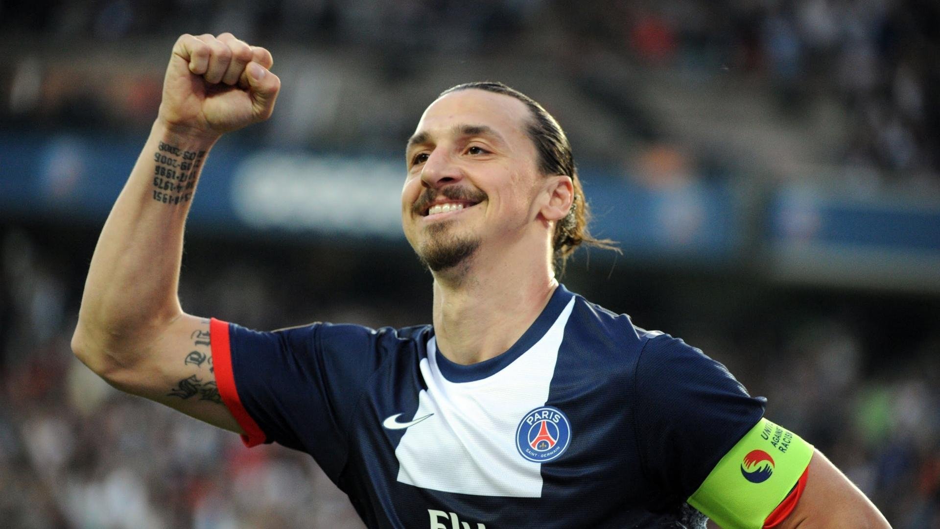 16场2球即可！哈兰德创英超百球最快纪录无悬念，哈兰德足球视频